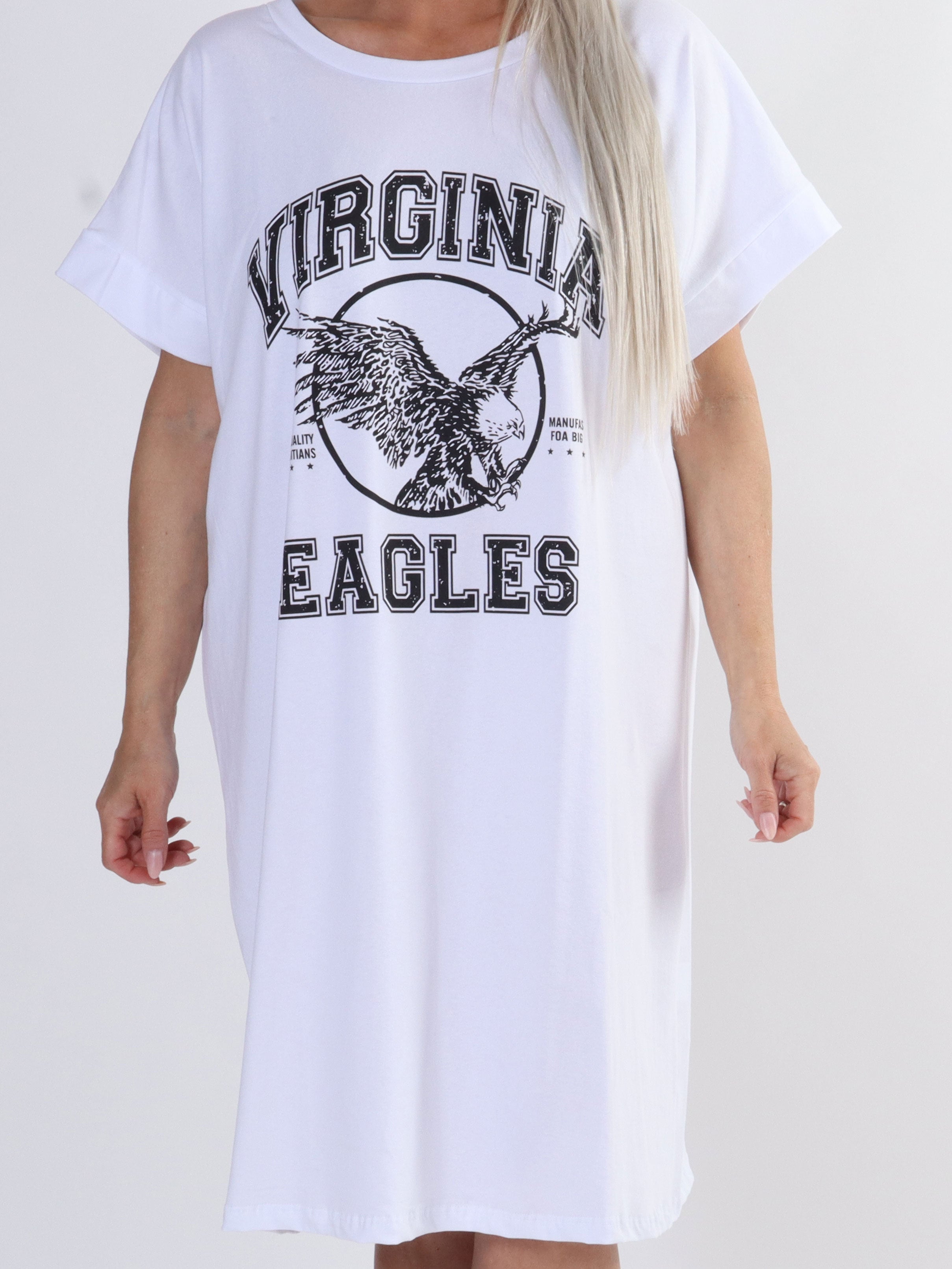 Virginia - Mjuk plus size t-shirt klänning med motiv